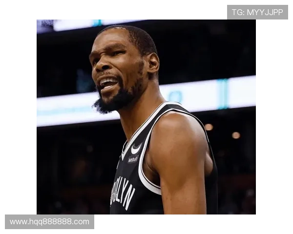 杜兰特复出首场表现惊艳 篮网大胜对手迎来新赛季开门红