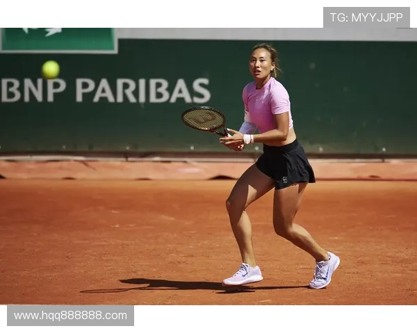 网球巨星复出赛激战连连 新星崛起引发赛事热潮