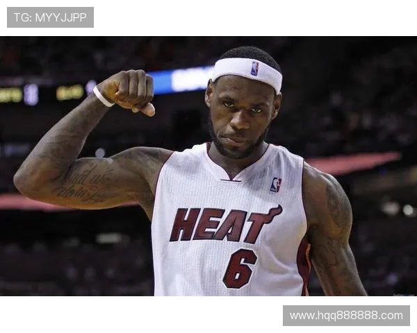 詹姆斯迎来职业生涯第20个赛季 领衔湖人冲击总冠军再度出征